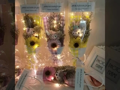 يوم عيد الحب 520 تعبئة عباد Sunflower Starry Sky Bouquet Gift for Boyfriend ، and Best Frie