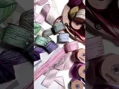 حزام مجعد بلون اللؤلؤ