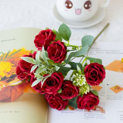 شراء تُستخدم الورود الصغيرة لتزيين باقات الزفاف وأثاث الفنادق تصنيع عبر الإنترنت