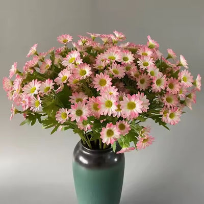 شراء زهرة مارغريت دايزي بوكيت الحرير زهور دايزي الاصطناعية زهور عيد الحب الزفاف الديكور البابونج تصنيع عبر الإنترنت