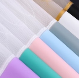 شراء ورق تغليف الزهور الزهرية المقاومة للماء بطاقة BOPP القلب 30-45 أيام online manufacture