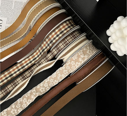 شراء مصنوع من قبل الإنسان سلسلة Maillard الخريف / الشتاء الشريط الزهرة هدية الشريط بوكيت DIY الشريط الزهري ترتيب هدية التعبئة والتغليف الشريط البني / الألوان المخصصة تصنيع عبر الإنترنت