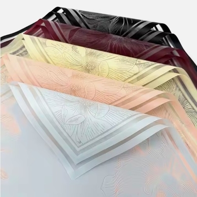 سعر جيد ورق لف الزهور المقاوم للماء في العديد من الألوان لمتجر الزهور الانترنت