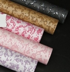 سعر جيد 57*57سم ورق التعبئة والعبوة للزهور النمط النمر لليوم الحلو والحار باقات عيد الحب الانترنت