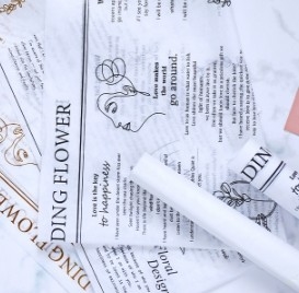 سعر جيد ورق الكمثرى الثلجية الصحيفة الإنجليزية ورق تغليف للزهور الزهرية المقاومة للماء الانترنت